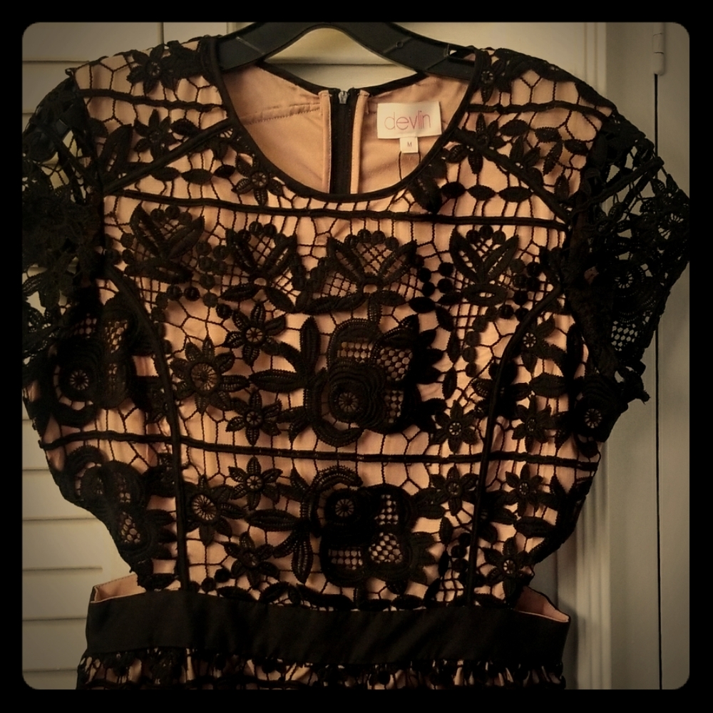 devlin dress